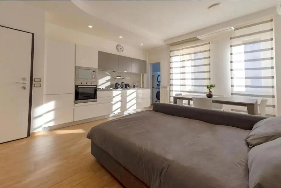 I Host Apartment - Cadibona 16 Mailand