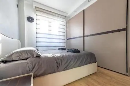 I Host Apartment - Cadibona 16 Mailand